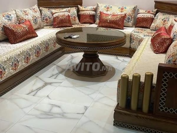 شقة مفروشة للكراء بحي M’Hamid 9
