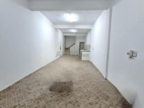 Warehouse approximately 140 m2 Hay Chrifa next to Bd al qods
