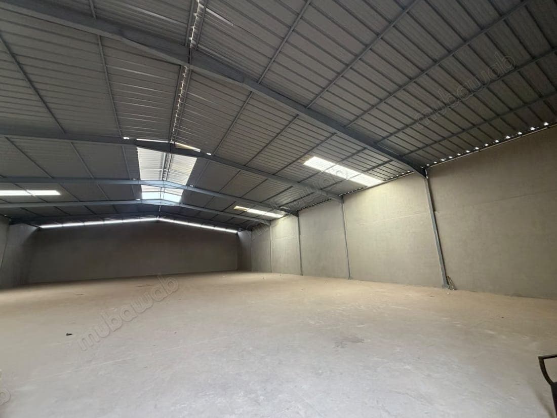 Se alquila en Harbil: Amplio local comercial de 850 m² – Una oportunidad excepcional para…