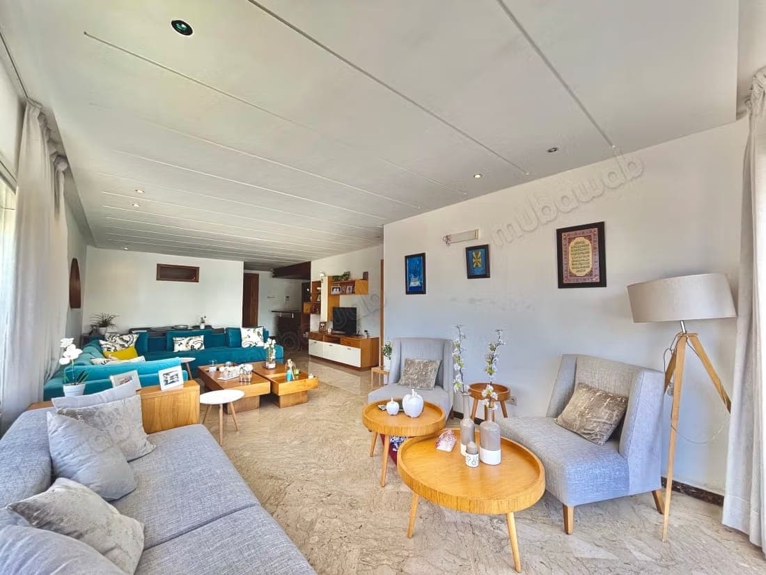 Luxueux appartement 2 ch meublé avec terrasse