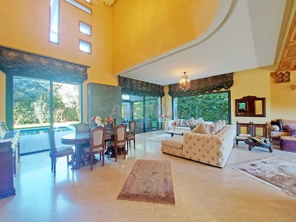Villa Bouskoura with pool