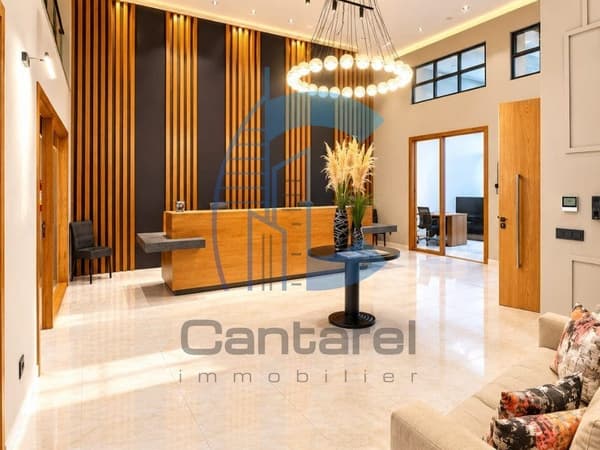 À LOUER – BUREAU HAUT STANDING DE 350 M² – BOULEVARD ABDELMOUMEN