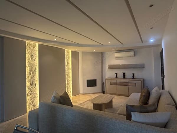 Appartement à louer à Palmier. Superficie 150 m². Bien meublé