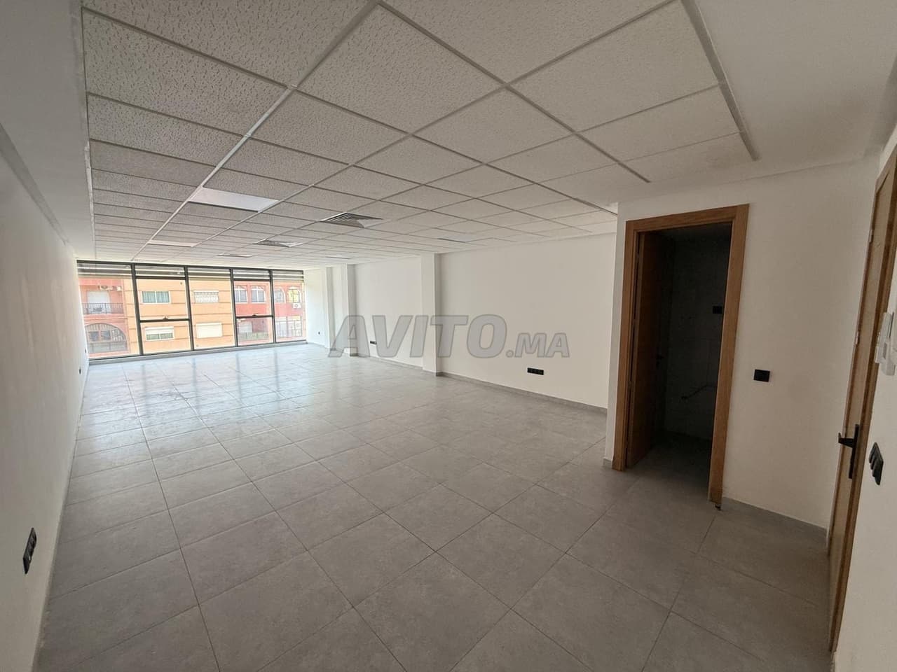 PLATEAU BUREAU HAUT STANDING 71 M² – ROUTE DE SAFI