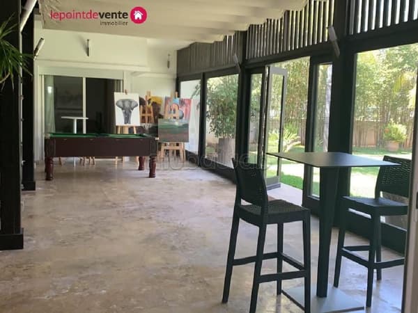 Stunning villa for sale in a prime location in Skhirat