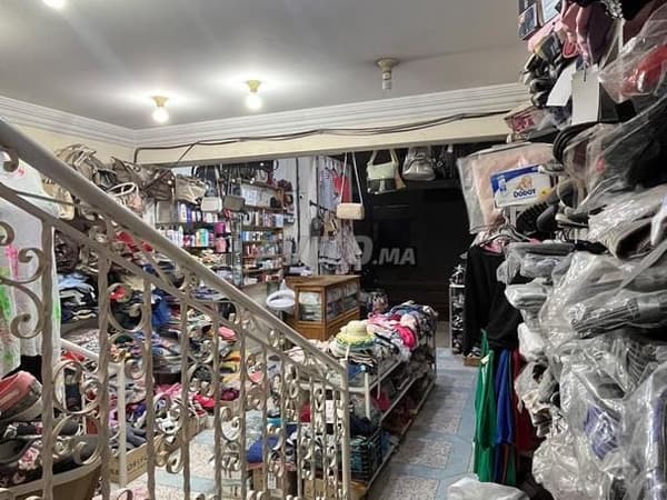 Grand local commercial