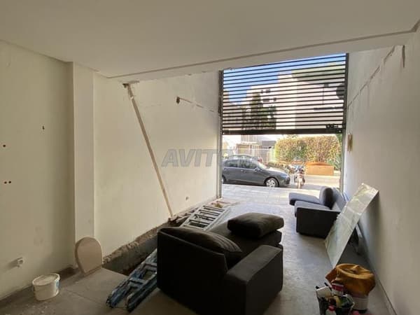 MAGASIN 65M2 À LOUER AU QUARTIER DES HÔPITAUX