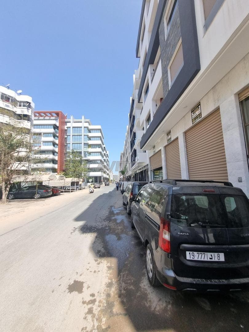 Local à vendre à les Princesses 151m2