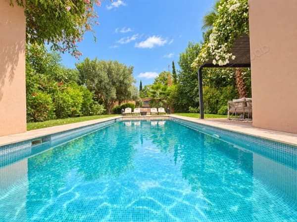 À louer: villa meublée à golf al maaden