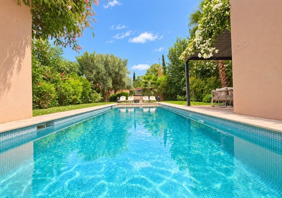 À louer: villa meublée à golf al maaden