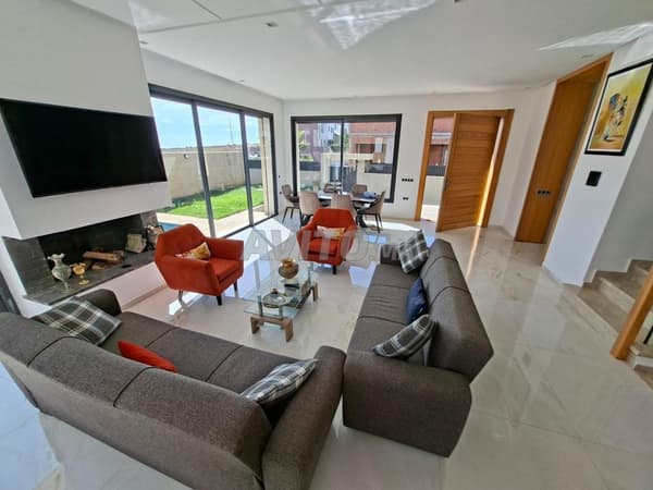 Vente Villa d'Exception avec Piscine (Harhoura)