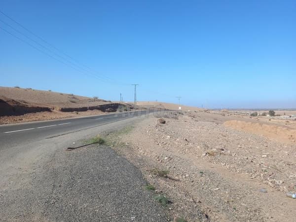 Lot commercial titré de 4182 m² sur Rte d'Amizmiz
