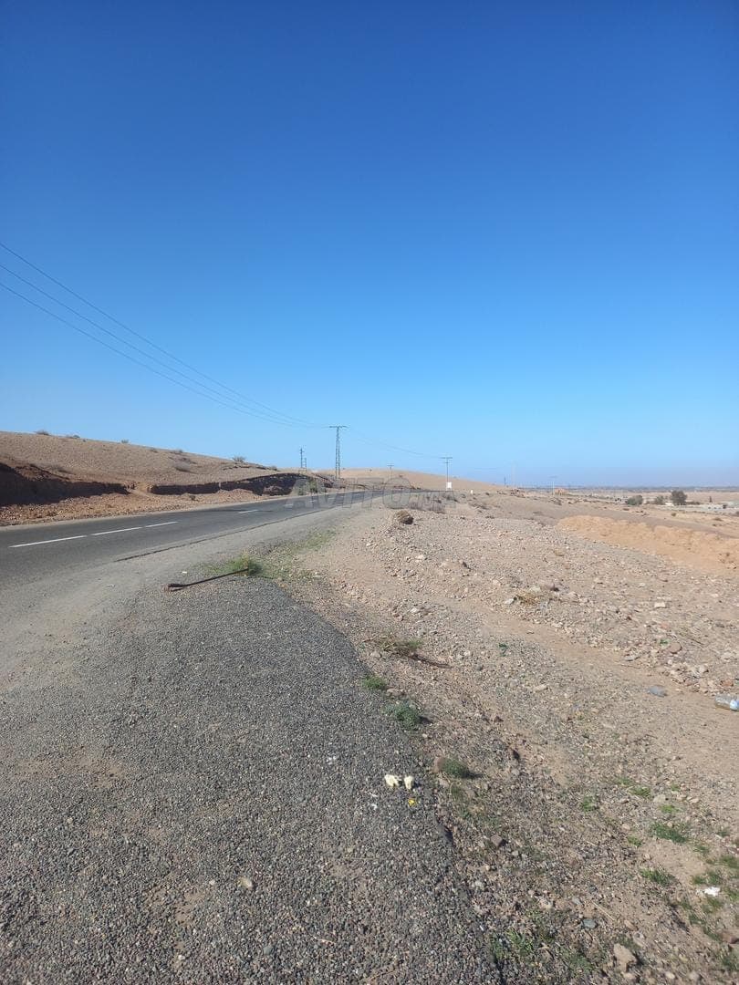 Lot commercial titré de 4182 m² sur Rte d'Amizmiz