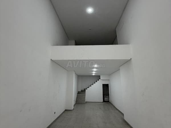 Magasin à louer à Oulfa Selouane