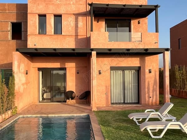 Location villa de luxe à Route de l'Ourika. 5 pièces. Bien meublé