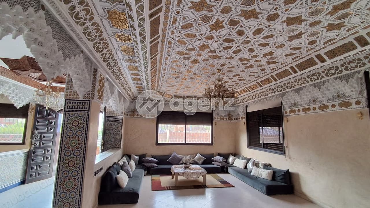 فيلا للبيع 440 م²، 8 غرف نوم لوط ريضا الجديدة