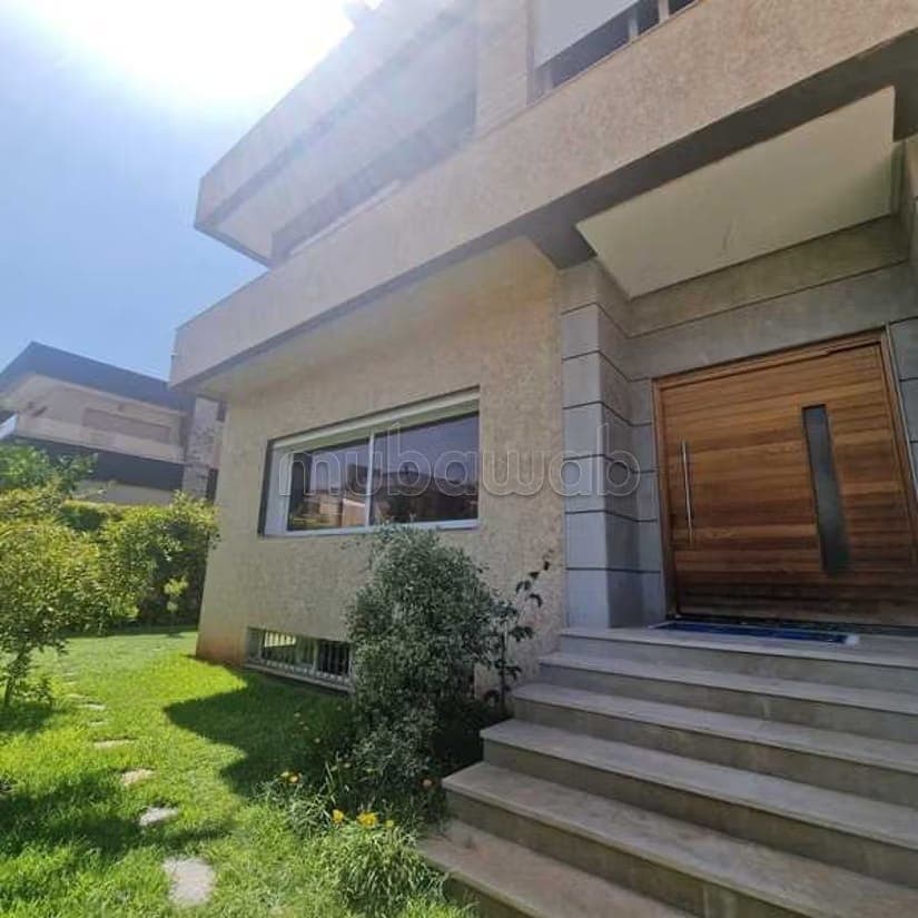 Villa for sale 410.0 m² in Bouskoura, Riad Bouskoura