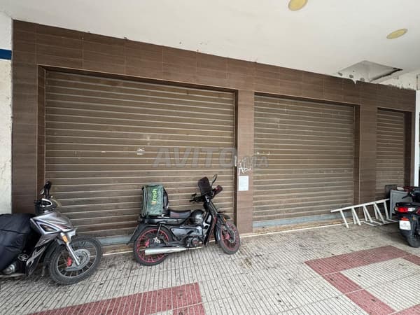 Local commercial à vendre