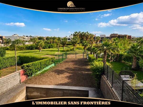 Villa semi-finie à vendre au Golf Argane – Terrain de 386 m², 3 chambres avec dressing…