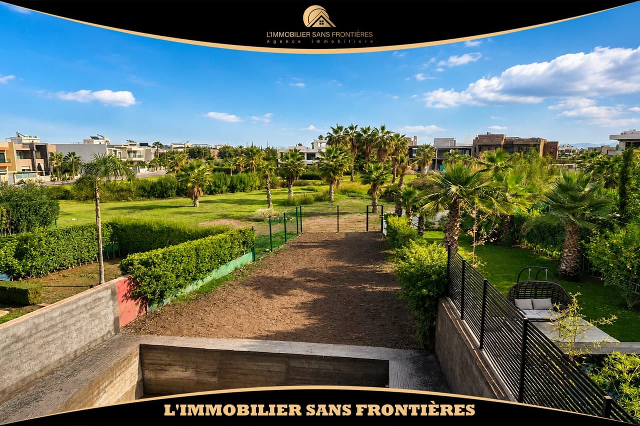 Villa semi-finie à vendre au Golf Argane – Terrain de 386 m², 3 chambres avec dressing…