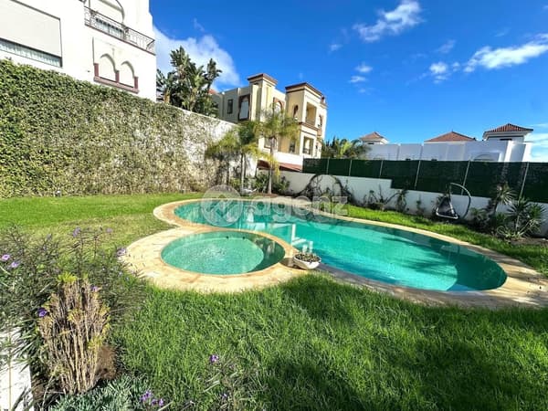 Villa for sale 896 m², 5 bedrooms Rmilat Tangier