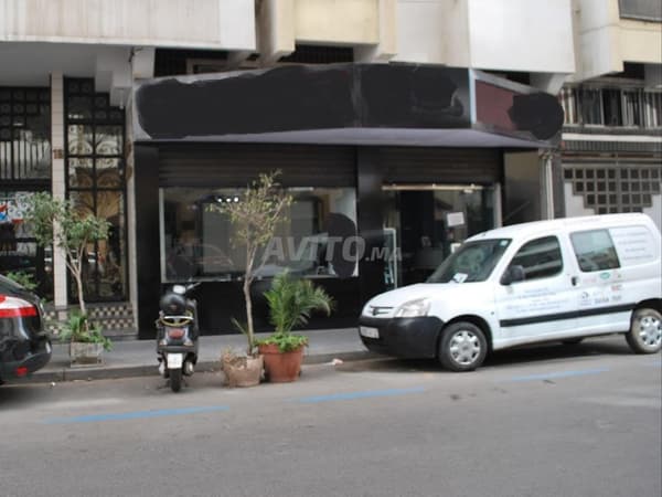 Local Commercial Idéalement Situé à Belvédère