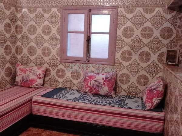 Appartement à Sidi Othmane, 2ème étage à louer