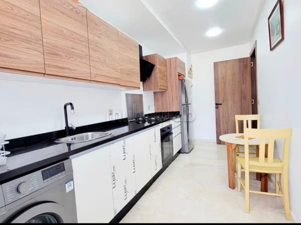 Bel Appartement Traversant à vendre à palmier