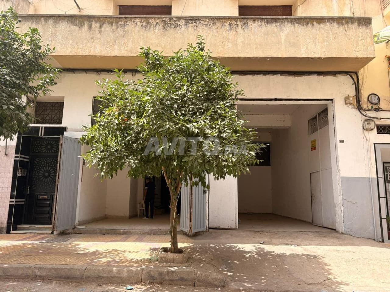 Venta de 2 locales comerciales contiguos 253 m²