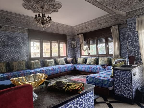 Villa en vente bien située à Hay Essalam