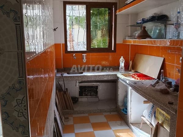 Bureau. rez-de-chaussée à louer