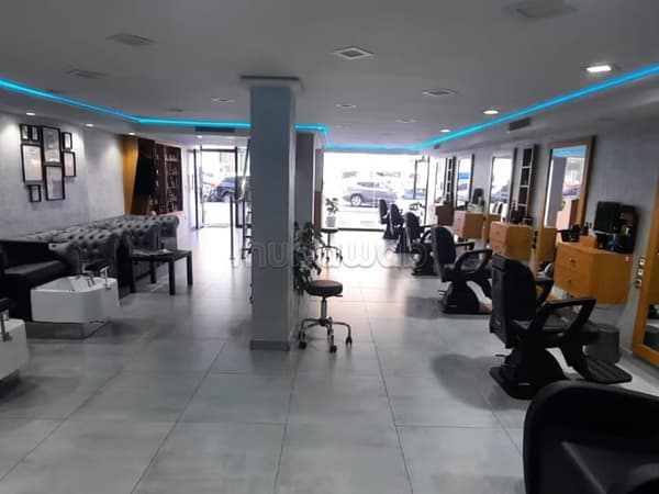Salon du coiffeur Spa haut standing a vendre Bd Anfa