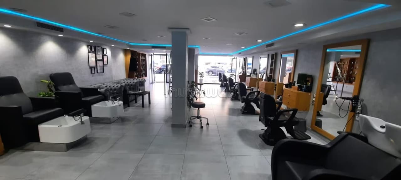 Salon du coiffeur Spa haut standing a vendre Bd Anfa