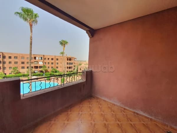 Appartement à vendre Palmeraie route de casa. 3 pièces. Ascenseur et terrasse