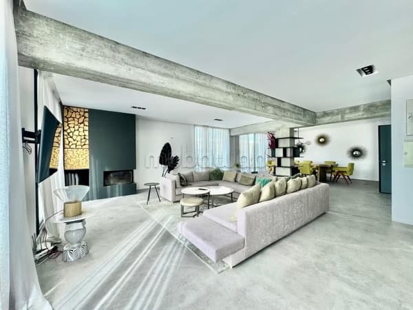 Racine – Exceptional Apartment for Rent
