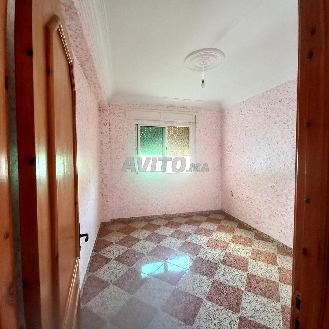Studio 60 Meter, vollständig eingetragener Titel, Aufzug, Balkon