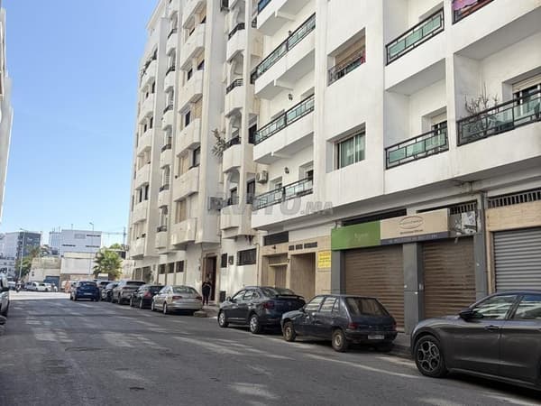 Local commercial derrière Lyautey
