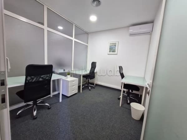 Bureau privatif 3 postes – Sidi Maarouf