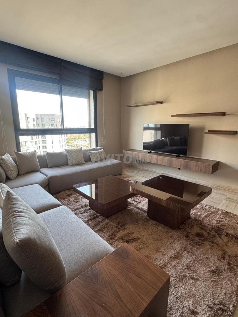 High-End Apartment for Rent, 105 m² in CFC
