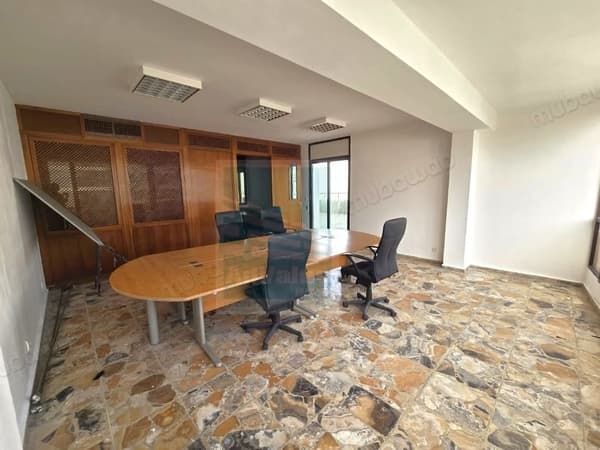 DV. 1034: Kantoor op Boulevard Abdelmoumen