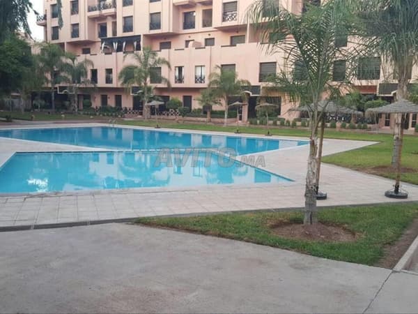 Appartement meublé location avec piscine