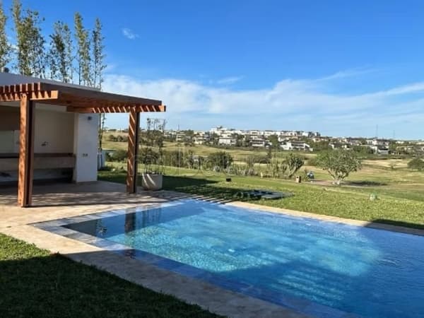 Mooie villa vlak bij de golfbaan Bouskoura