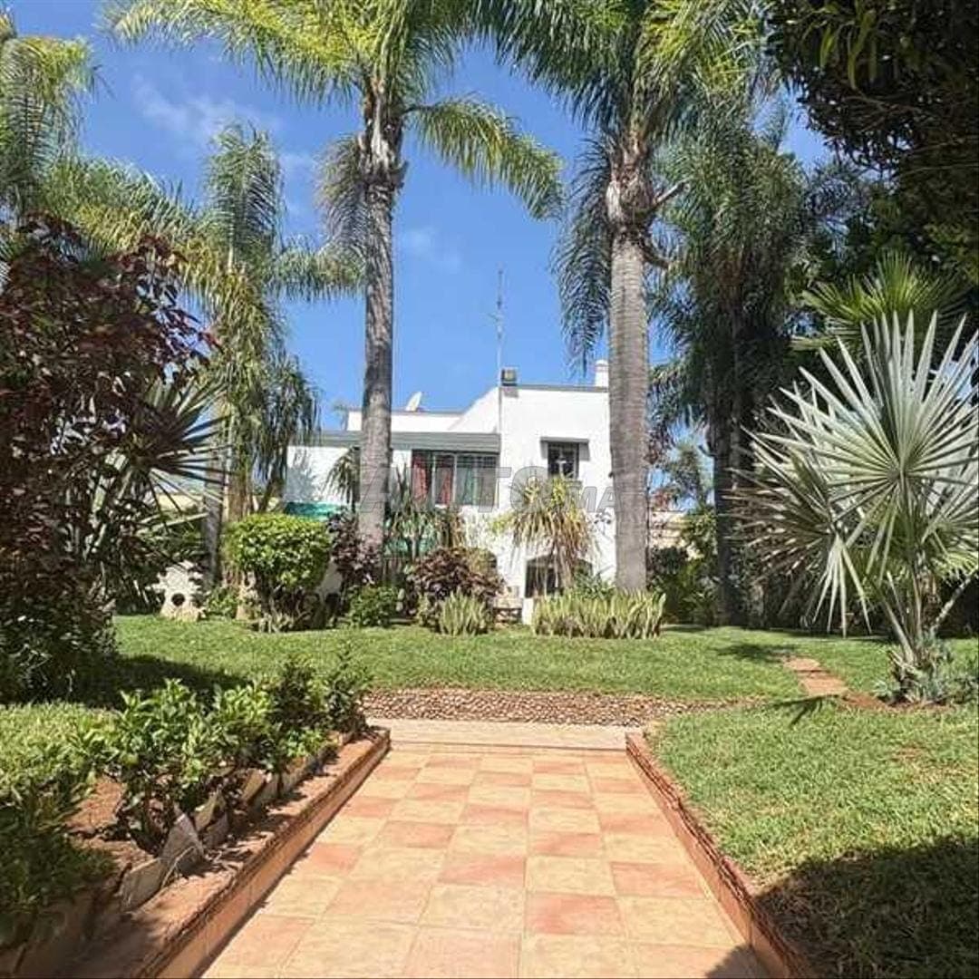 193451-Sale Villa in Casablanca Oasis of 970 m²