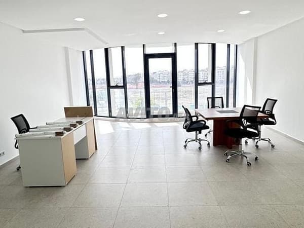 Oficina en alquiler de 57 m2 / l'Oasis