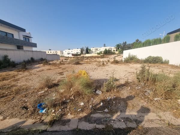 Terrein te koop in Illigh. Oppervlakte 601 m²