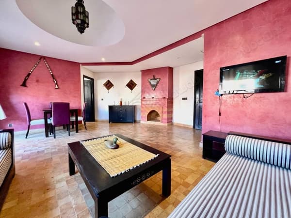 Apartment for sale in residence with swimming pool