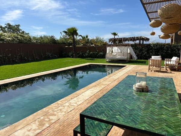 Luxury villa for rent on Route de l'Ourika. Sub-letting possible. Well furnished