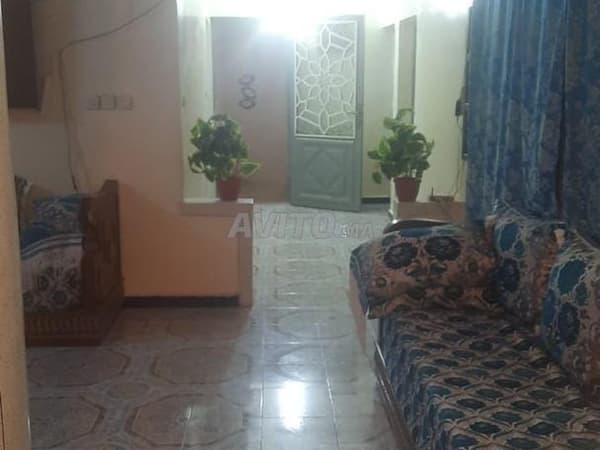 Maison entière à vendre quartier Chaabi Ouinate El Hajjaj Fay