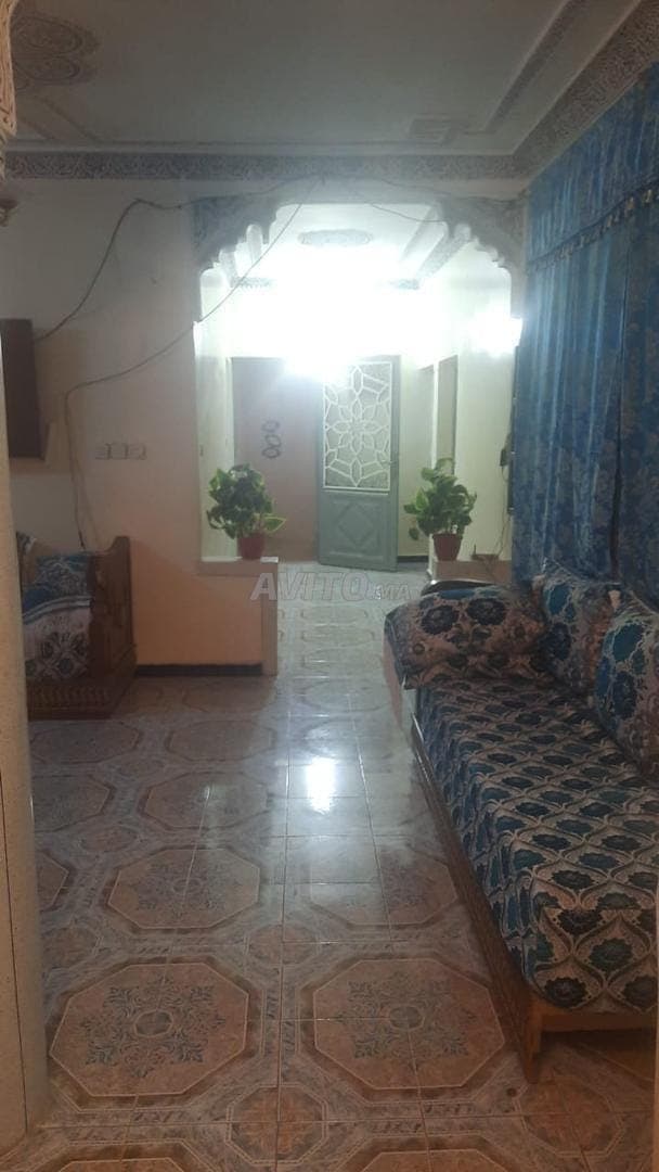 Maison entière à vendre quartier Chaabi Ouinate El Hajjaj Fay