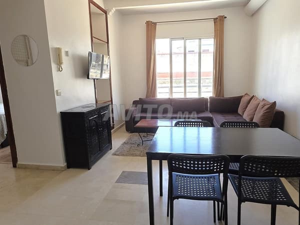 Studio meublé THS 42m2 Balcon 2ème Maarif